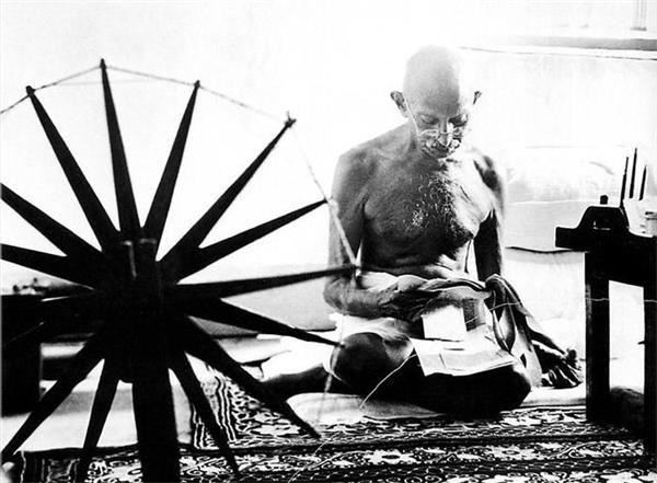 现代圣人甘地的艺术人生